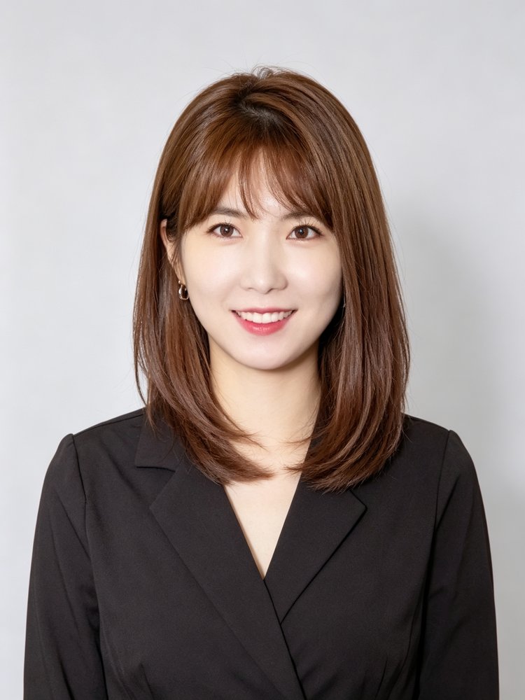SERA 한, Apgujeong Hair Studio