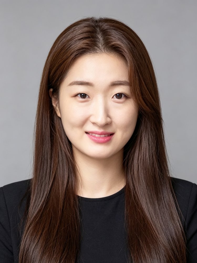 Sophia 김, Apgujeong Hair Studio